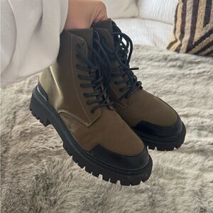 ShuShop Green and Black Combat Boots with Chunky Sole
